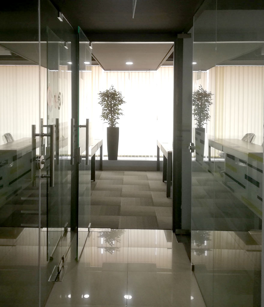 Coordinate, collaborate, and focus—turn your dream business into a reality at one of the top workspaces in Commercial Street, Bangalore. Find your perfect corner to unwind with a coffee, or bring your team together to brainstorm and spark creativity in this inspiring shared office space.