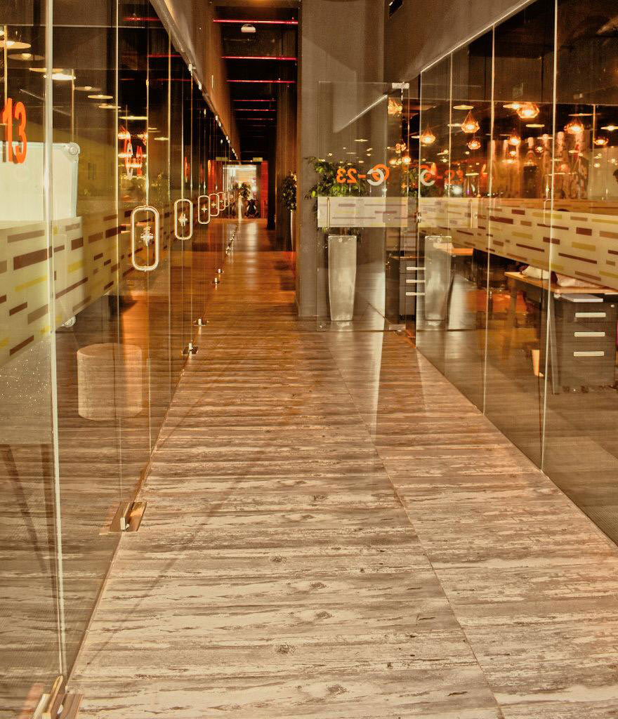 Efficient and comfortable, the Gopalan Workspace shared office space in Old Madras Road offers a range of flexible work options in one of the best workspaces in Bangalore at an affordable price.